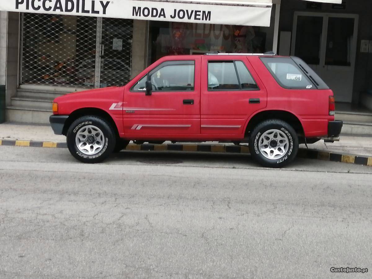 Isuzu Rodeo 4x4 Fevereiro/91 - à venda - Pick-up/