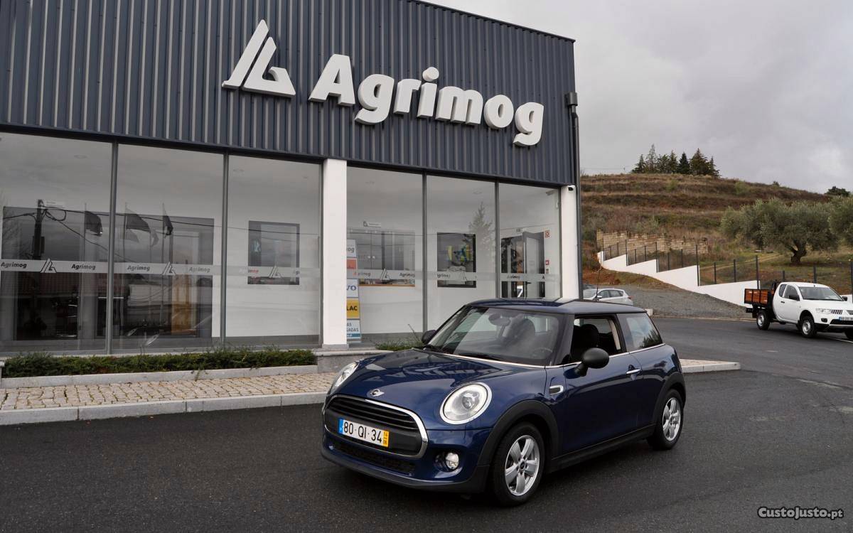 MINI Cooper 1.5 D Junho/14 - à venda - Ligeiros