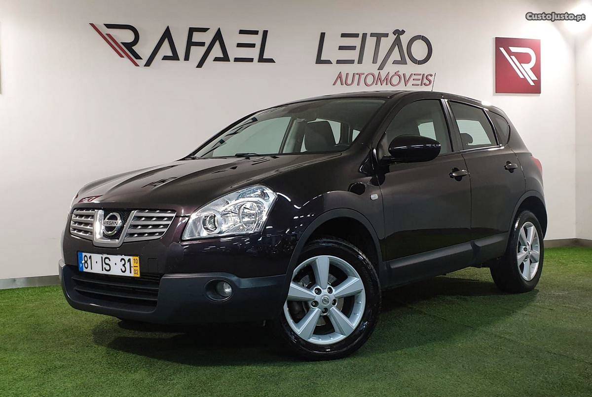 Nissan Qashqai 1.5 dCi Tekna Fevereiro/10 - à venda -