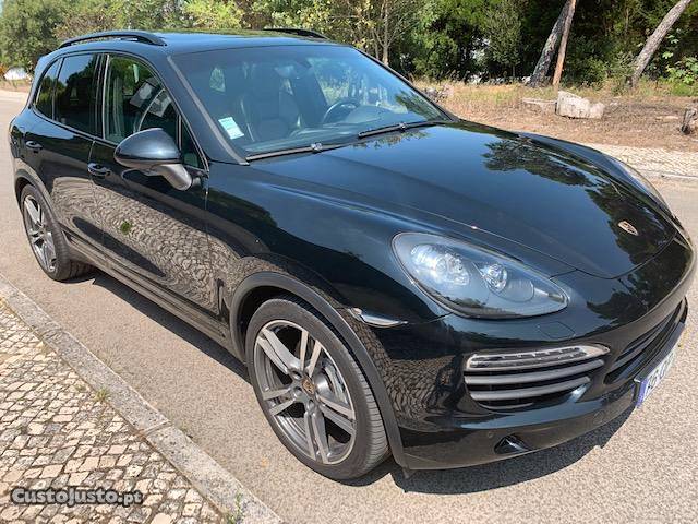 Porsche Cayenne Hibrido S Novembro/11 - à venda - Ligeiros