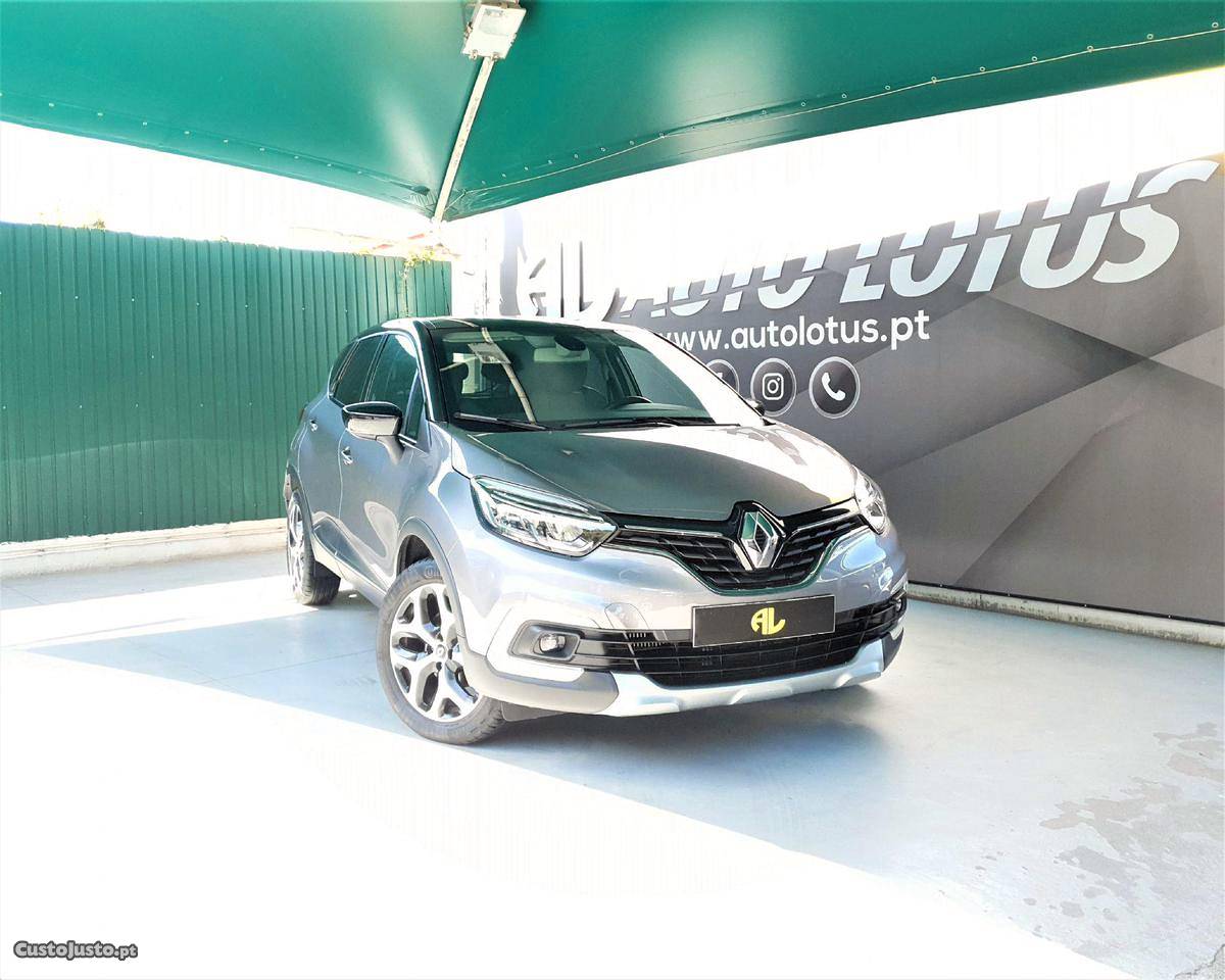 Renault Captur 1.2 TCE 120 EDC Auto Agosto/18 - à venda -