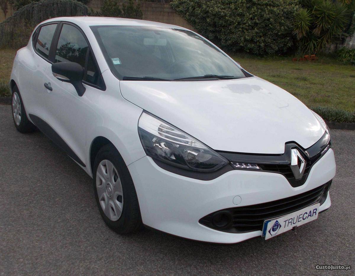 Renault Clio 1.5 DCI 5 Lugares Junho/14 - à venda -