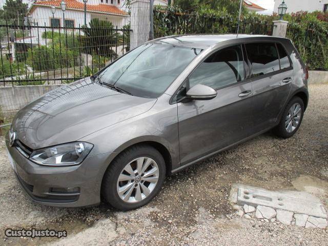 VW Golf 1.6 TDI highline Janeiro/16 - à venda - Ligeiros