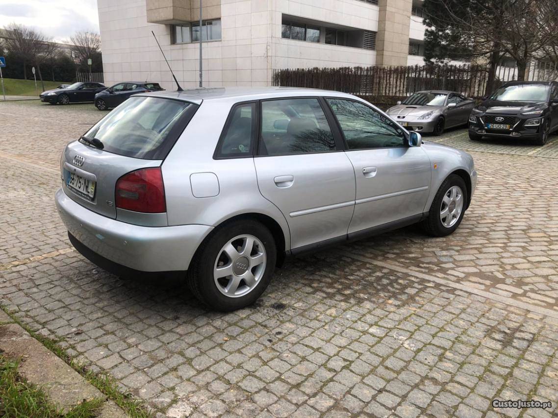 Audi A3 1.6 Maio/99 - à venda - Ligeiros Passageiros, Porto