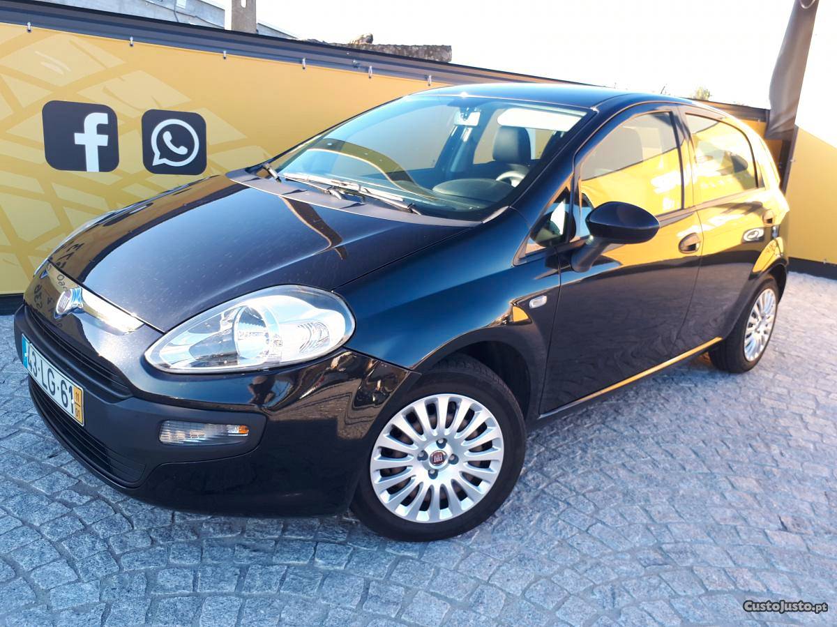 Fiat Grande Punto 1.2 Evo ar cond Janeiro/11 - à venda -