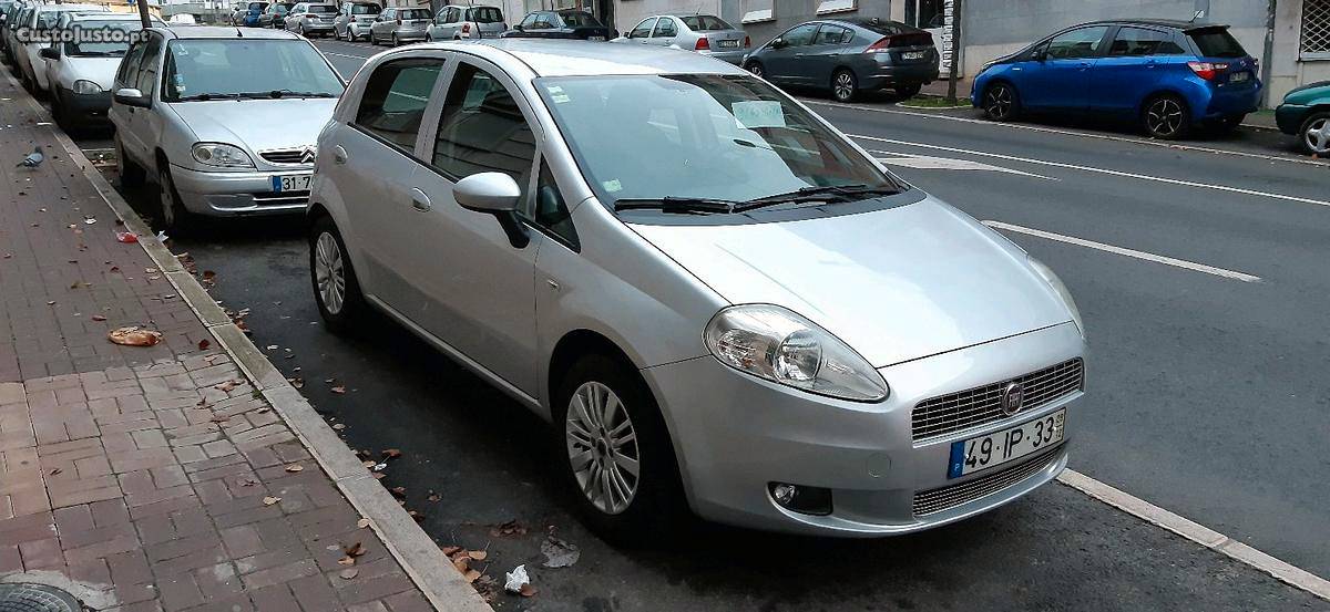 Fiat Grande Punto gasolina e GPL Dezembro/09 - à venda -