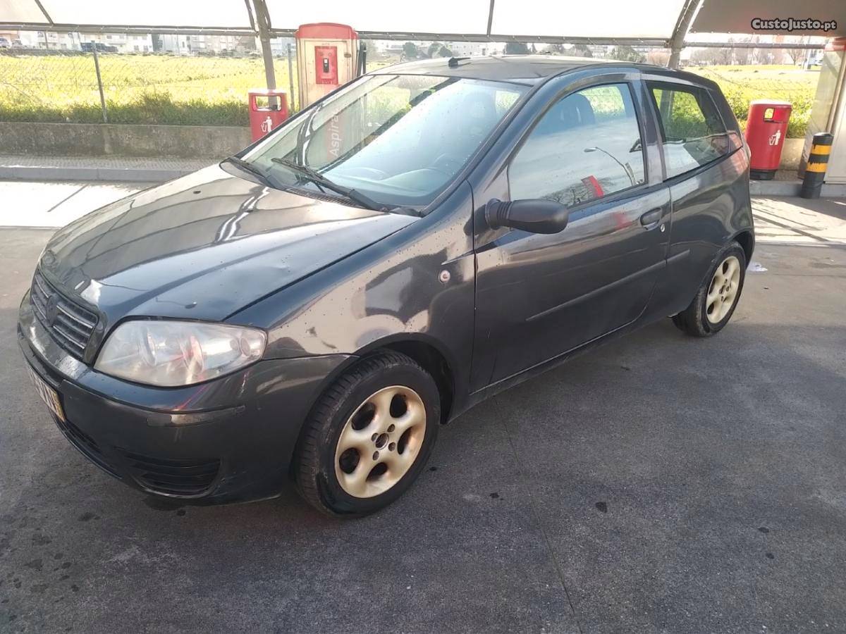 Fiat Punto  Setembro/03 - à venda - Ligeiros