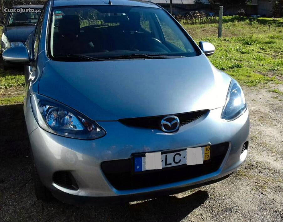 Mazda v Dezembro/10 - à venda - Ligeiros