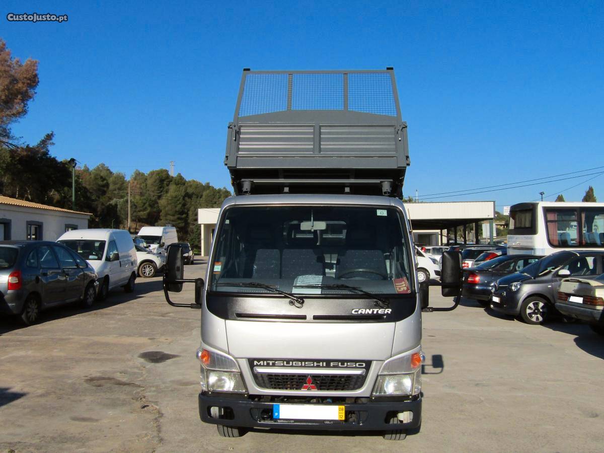 Mitsubishi Canter cv Dezembro/08 - à venda -