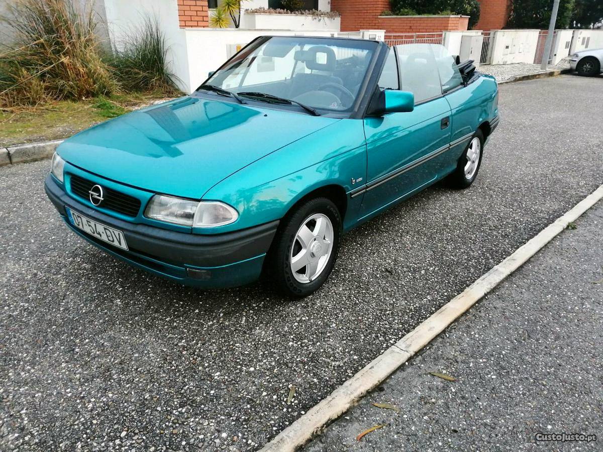 Opel Astra bertrone Junho/94 - à venda - Descapotável /