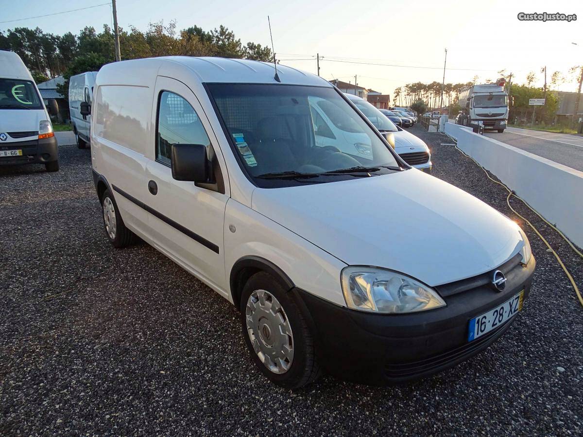 Opel Combo 100%Financiamento Junho/04 - à venda - Ligeiros