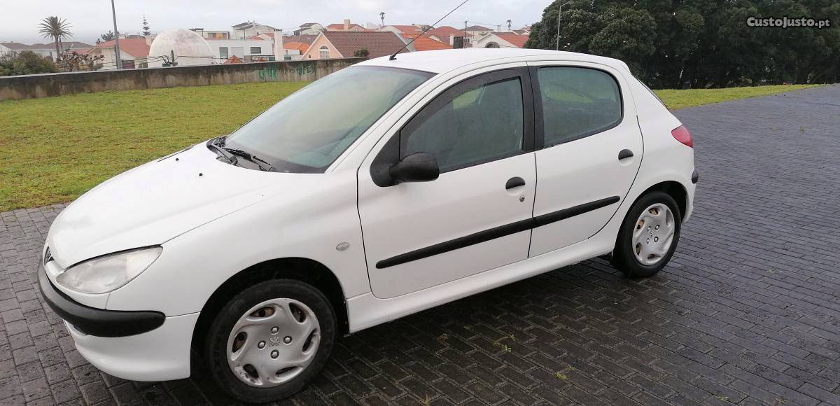 Peugeot cc Novembro/00 - à venda - Ligeiros