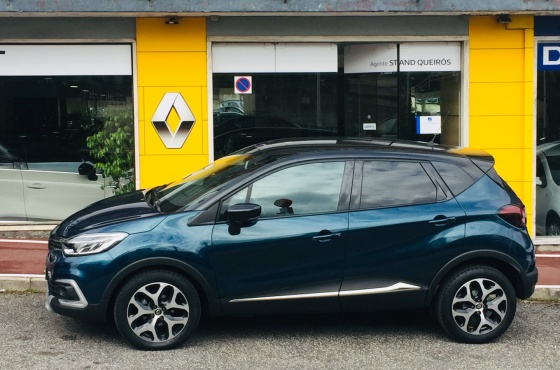Renault Captur EXCLUSIVE TCe 90 - STAND QUEIROS - RENAULT