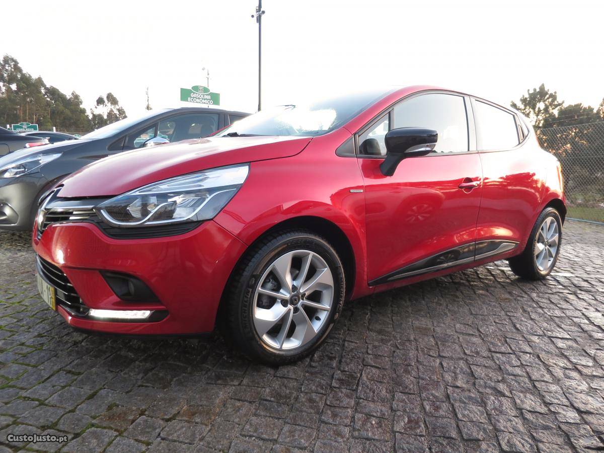 Renault Clio 0.9TCe Limited (GPS) Março/18 - à venda -