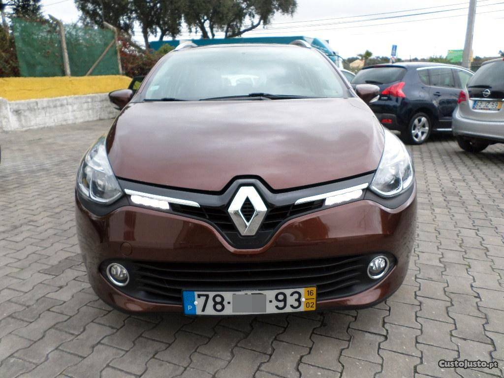 Renault Clio ST Tourer 1.5 DCI Fevereiro/16 - à venda -