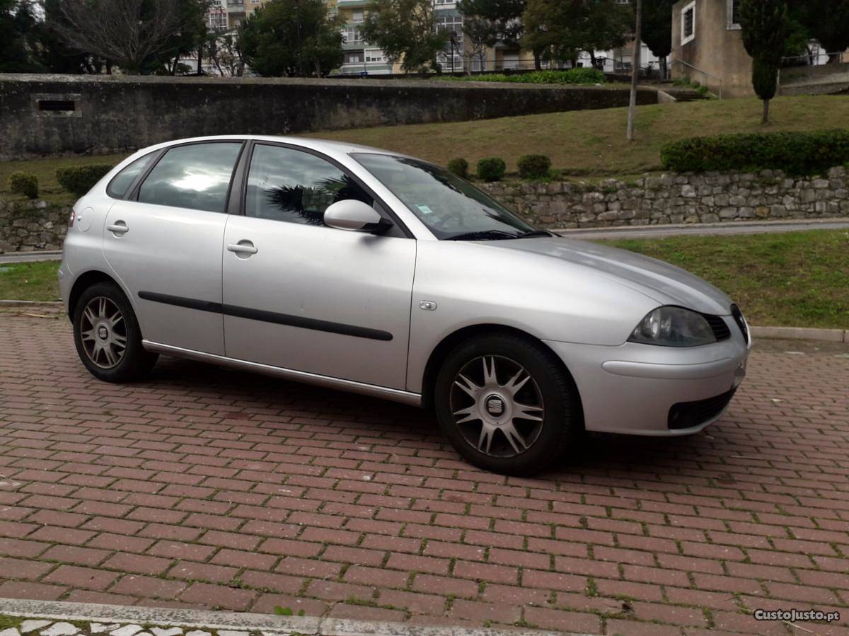 Seat Ibiza 1.4i-16v 100cv Fevereiro/03 - à venda - Ligeiros