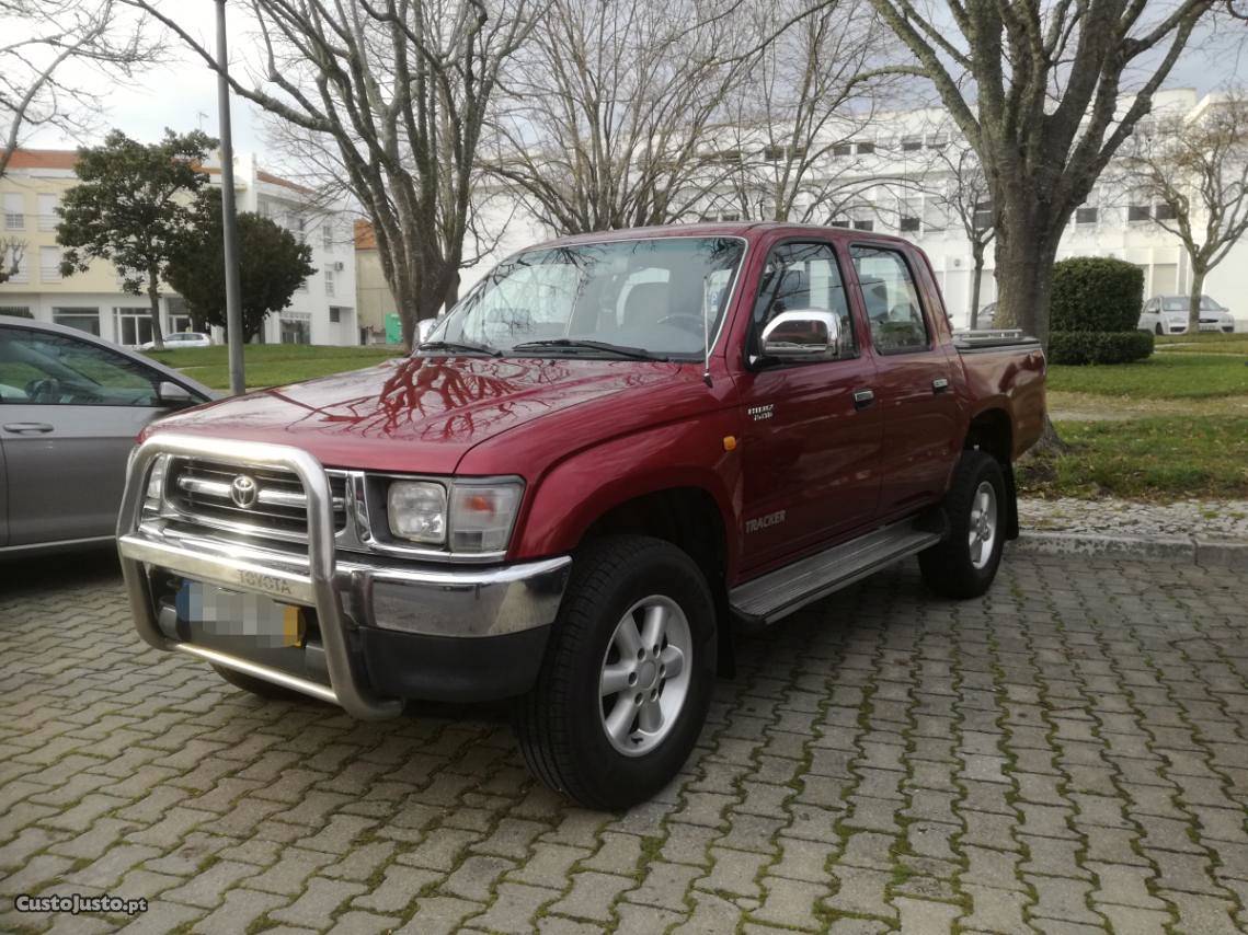 Toyota Hilux Baixa de preço Setembro/01 - à venda -