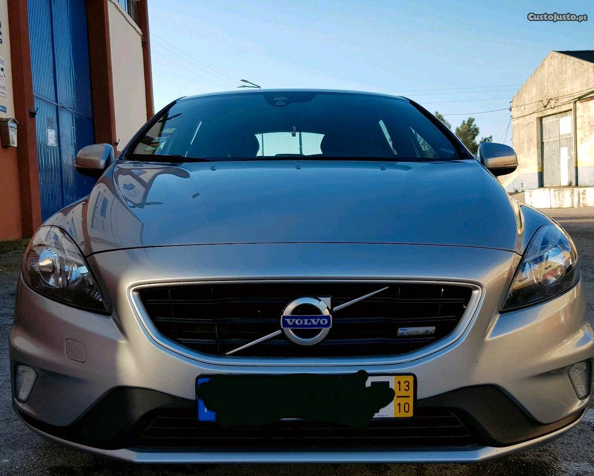 Volvo V40 R-design Outubro/13 - à venda - Ligeiros