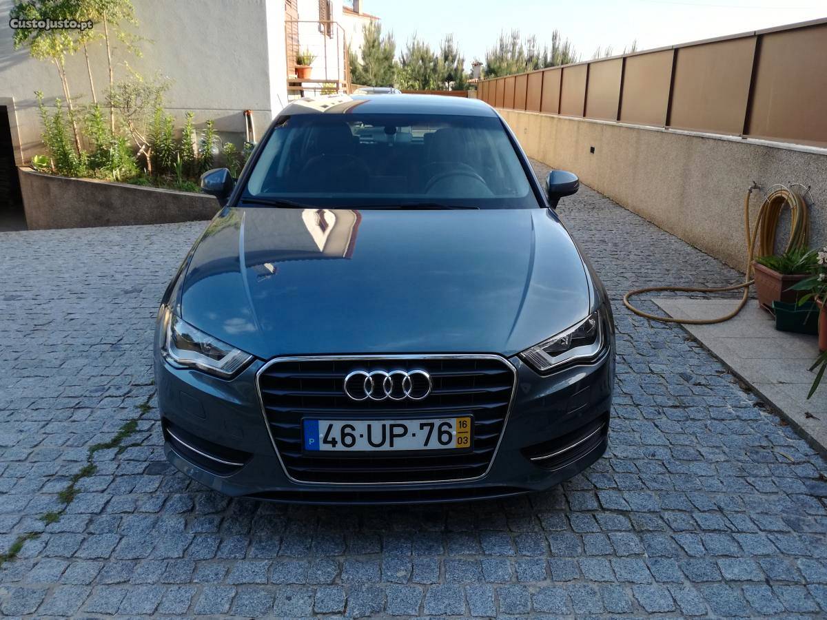 Audi A tdi Março/16 - à venda - Ligeiros