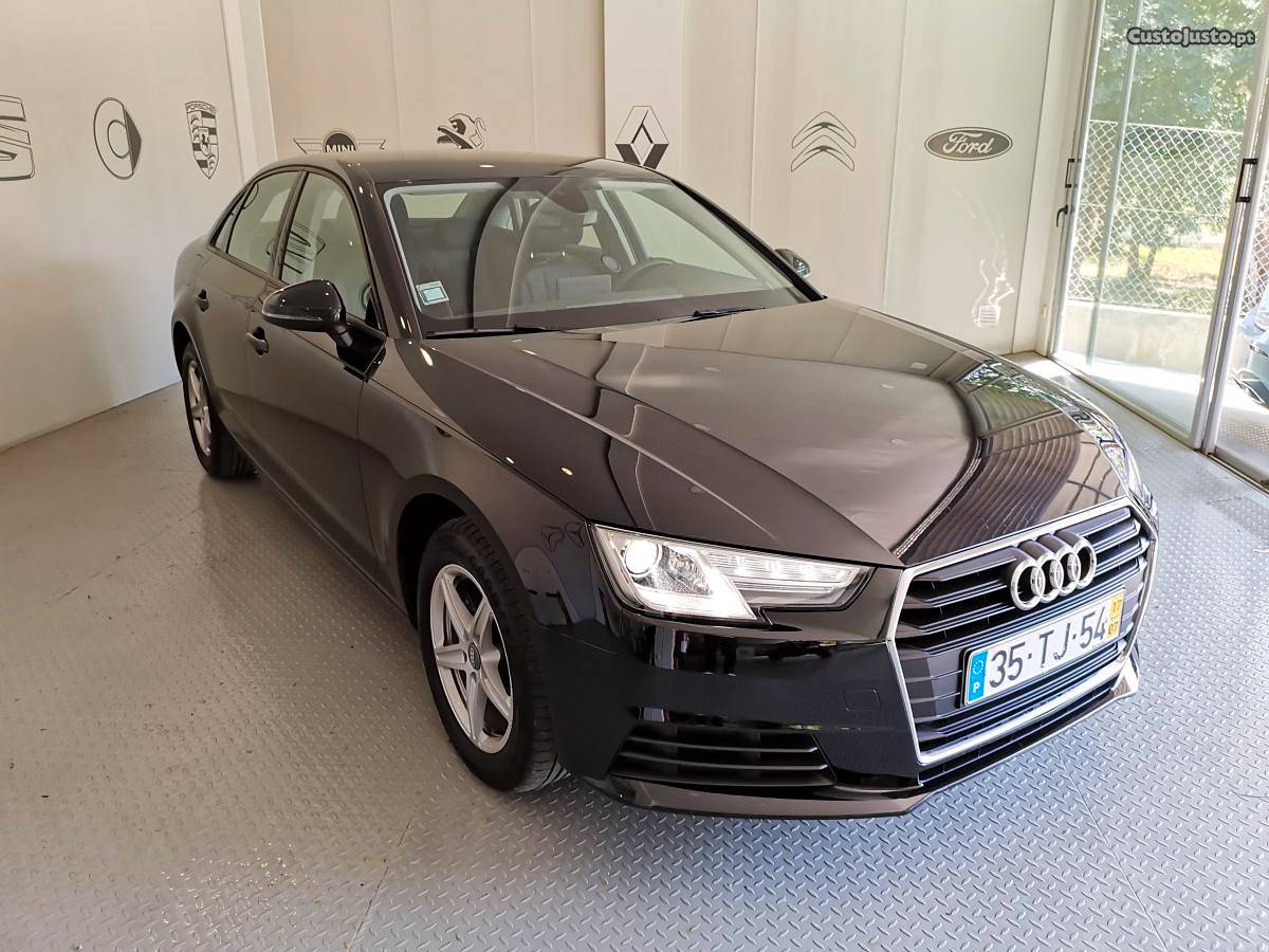 Audi A4 2.0 TDi Julho/17 - à venda - Ligeiros Passageiros,