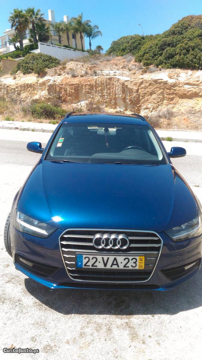 Audi A4 Avant CV-GPS Abril/14 - à venda - Ligeiros