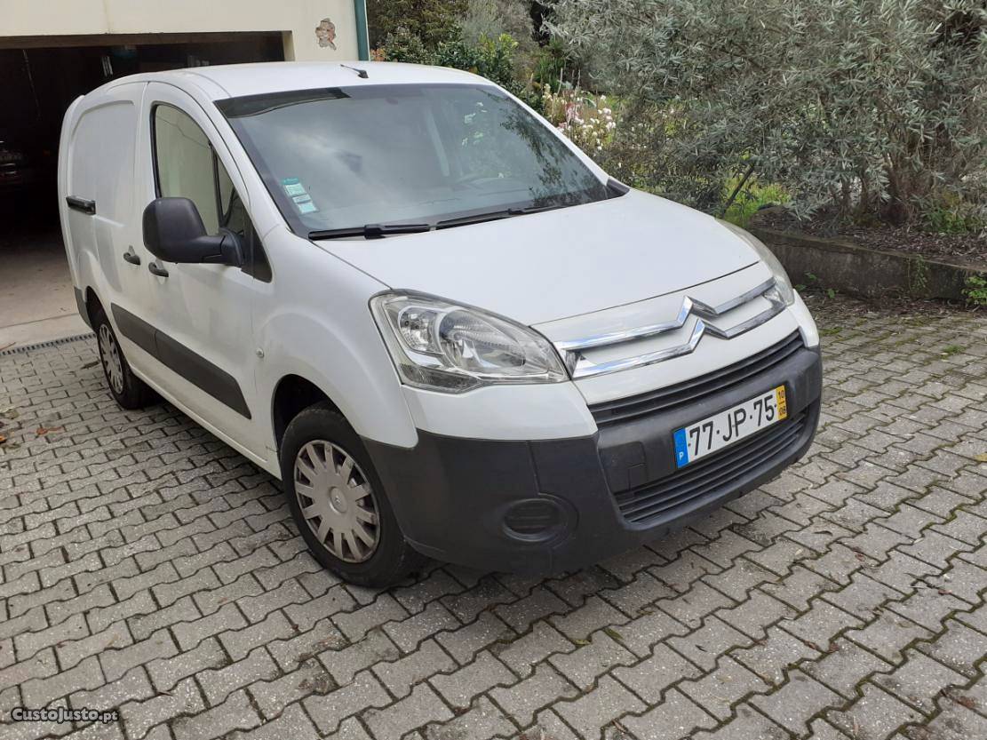 Citroën Berlingo 3 lugares longa Agosto/10 - à venda -