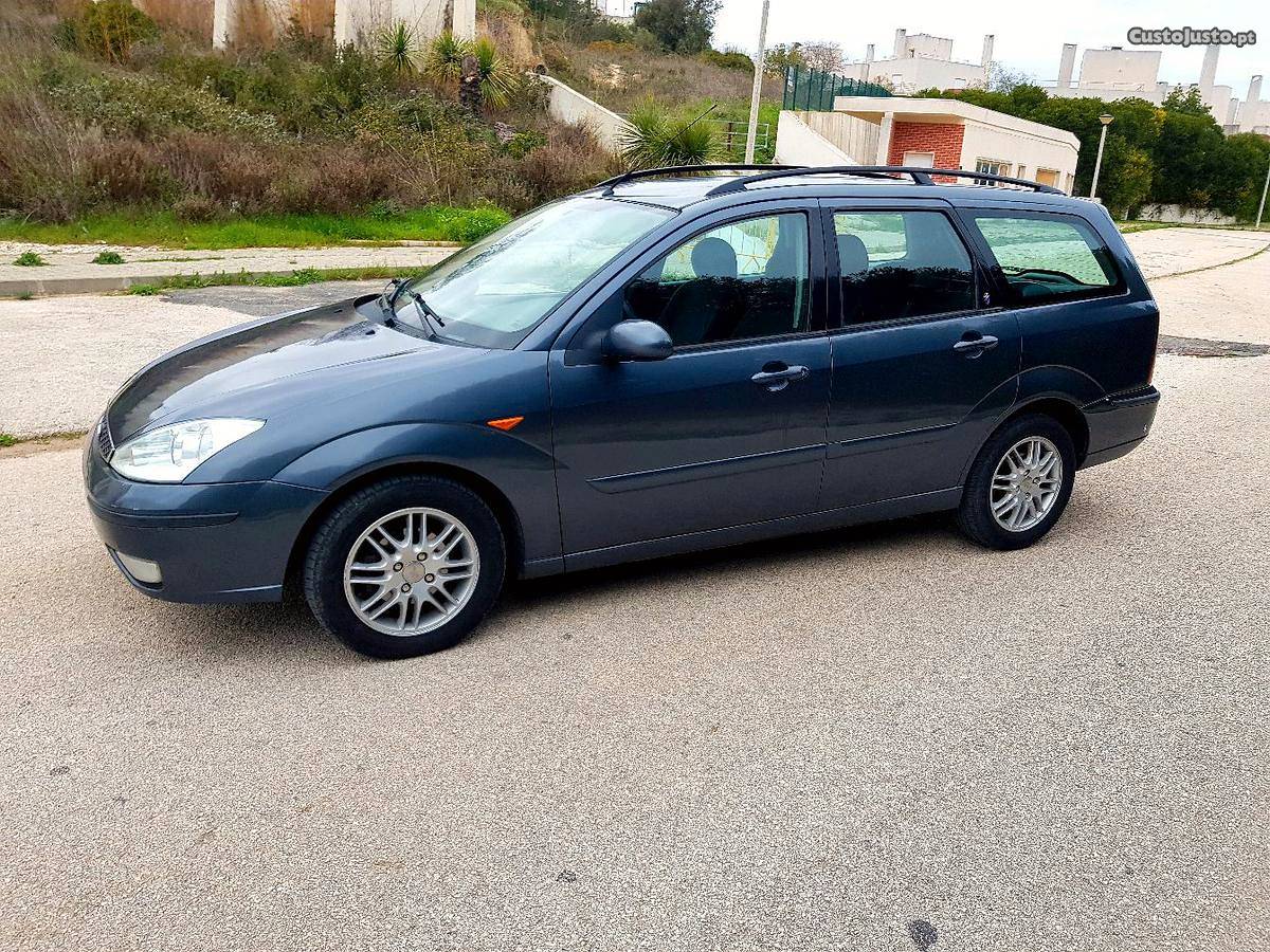 Ford Focus guia Outubro/02 - à venda - Ligeiros