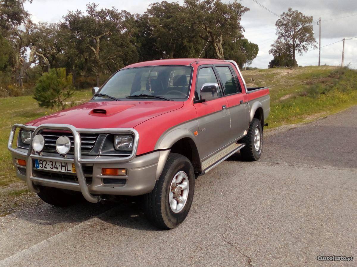 Mitsubishi Lx4 cabine dupla Outubro/96 - à venda -