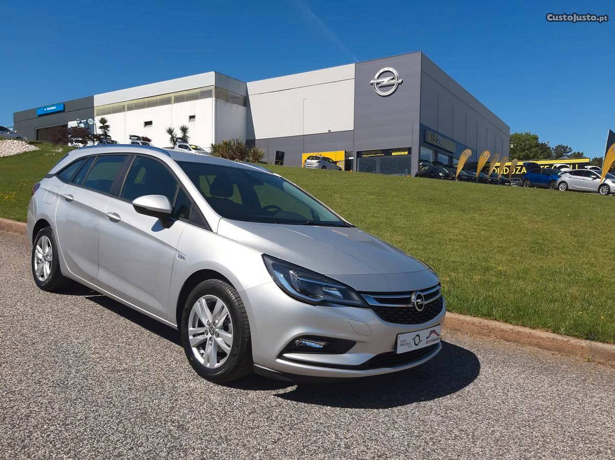 Opel Astra CDTI EDITION S/S Março/18 - à venda - Ligeiros