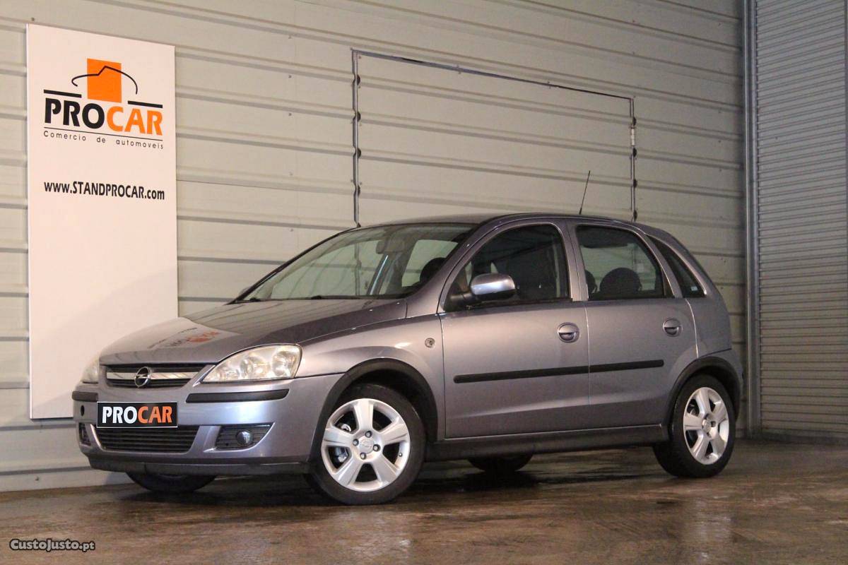 Opel Corsa V Cosmo Março/04 - à venda - Ligeiros