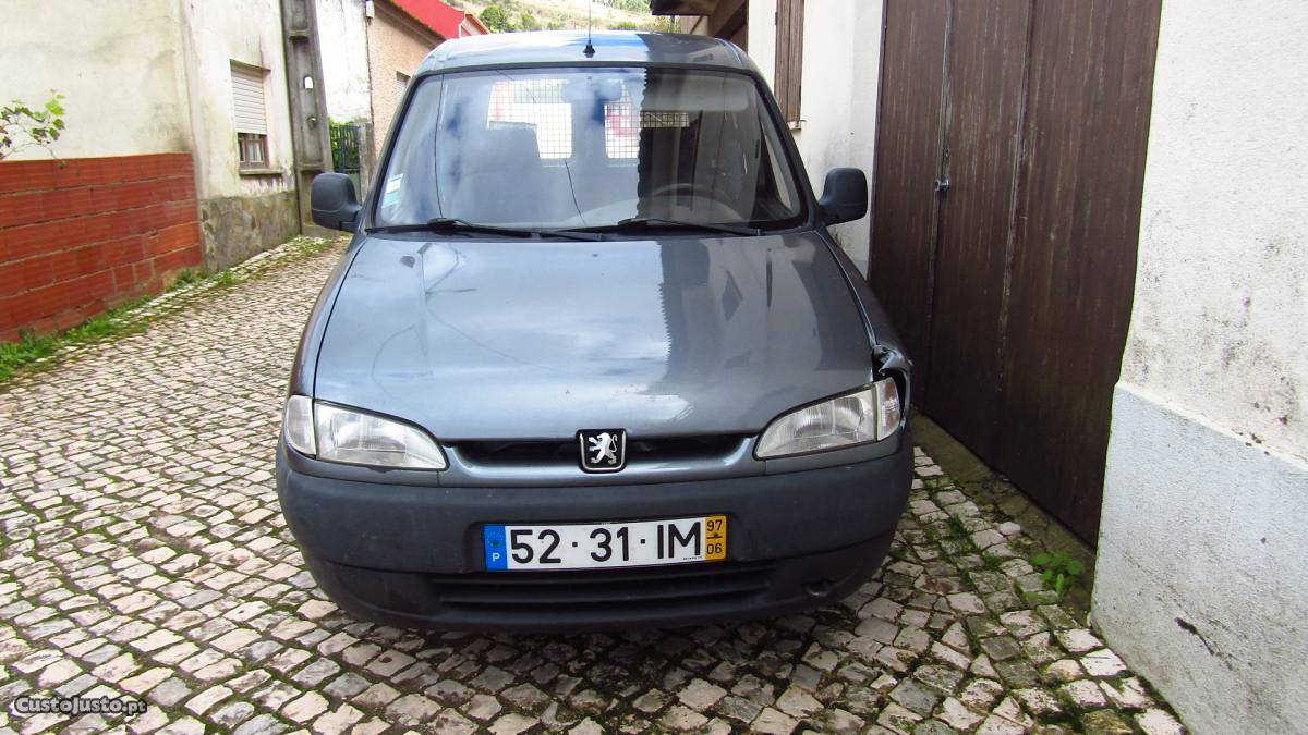 Peugeot Partner  Junho/97 - à venda - Comerciais / Van,