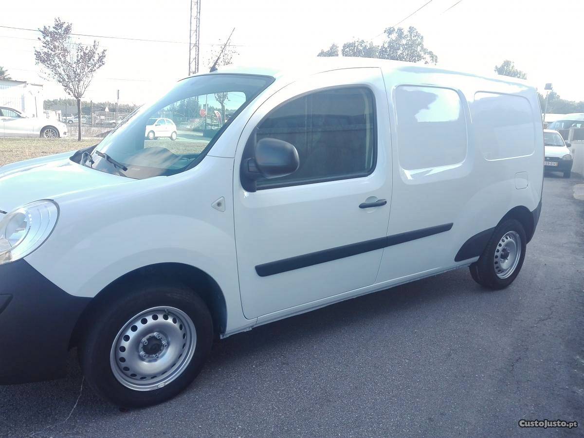 Renault Kangoo 1.5 DCI Longa 90 CV Fevereiro/13 - à venda -