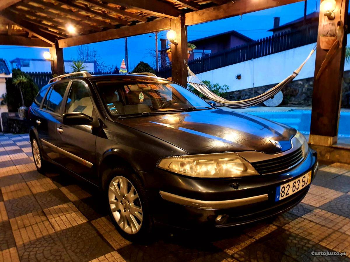 Renault Laguna Privilege Julho/01 - à venda - Ligeiros