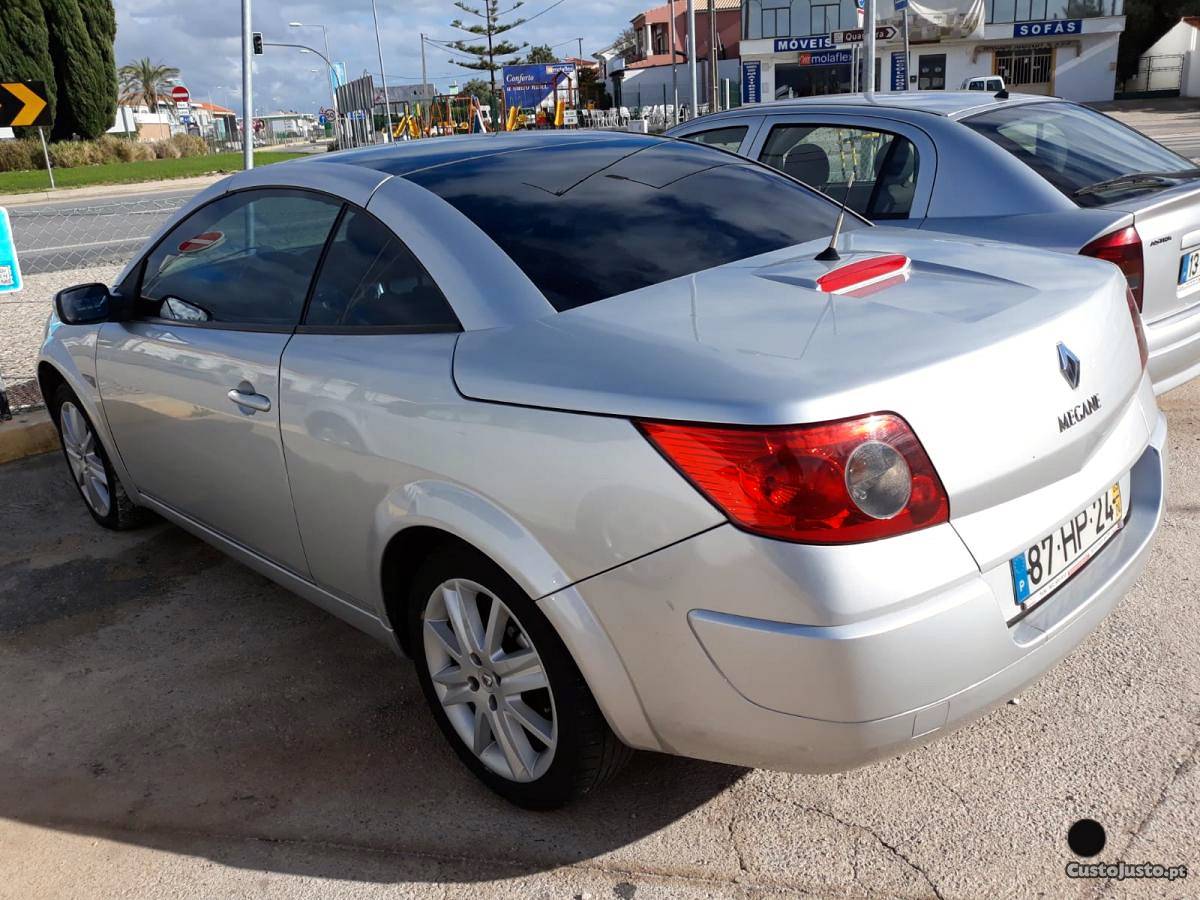 Renault Mégane Cabrio Agosto/09 - à venda - Ligeiros