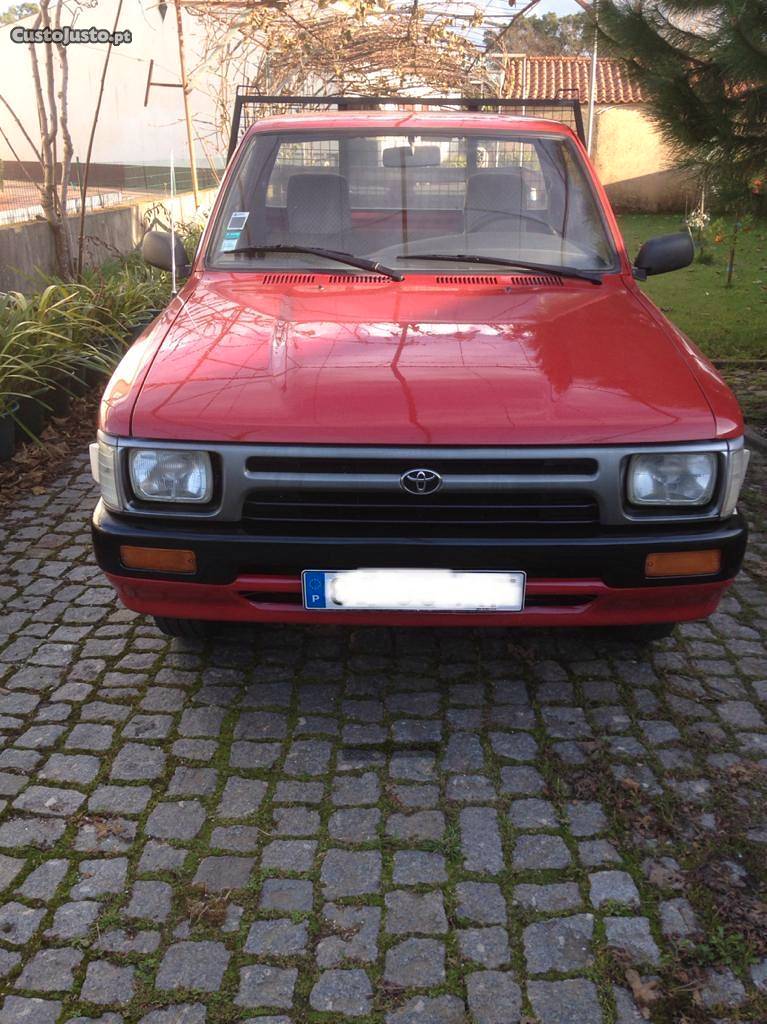 Toyota Hilux 2.4 D Abril/92 - à venda - Pick-up/