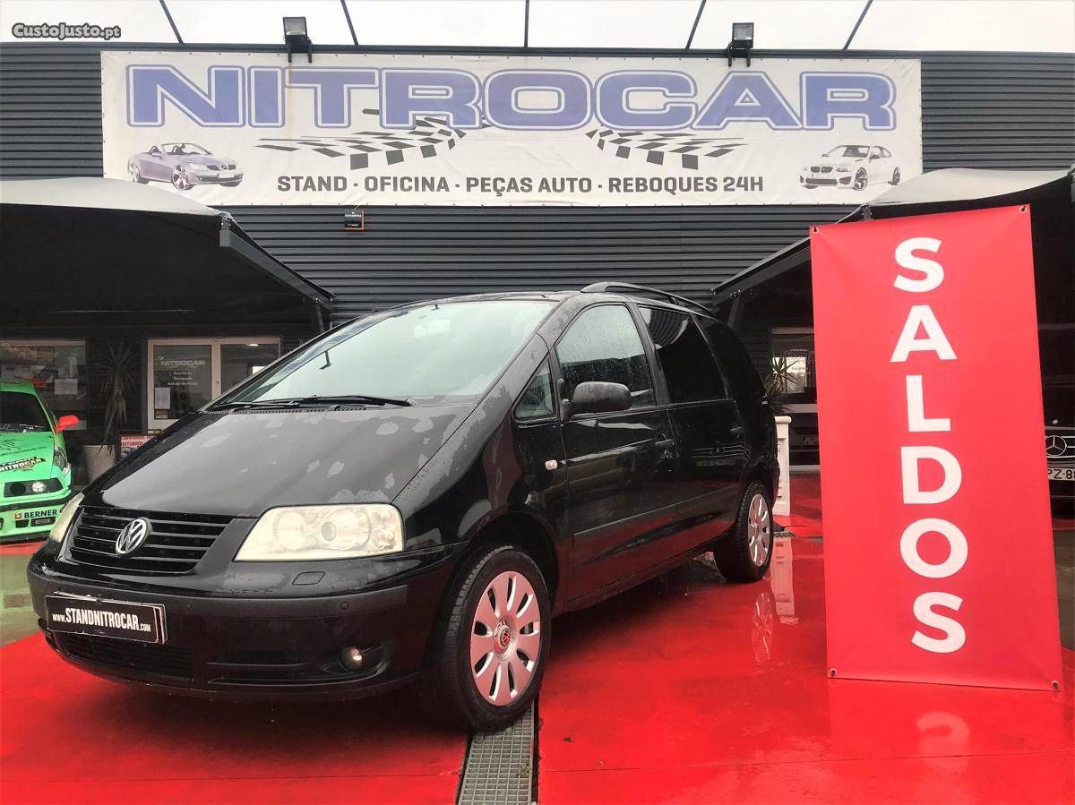 VW Sharan 1.9 TDI PD 7 LUG Outubro/03 - à venda -