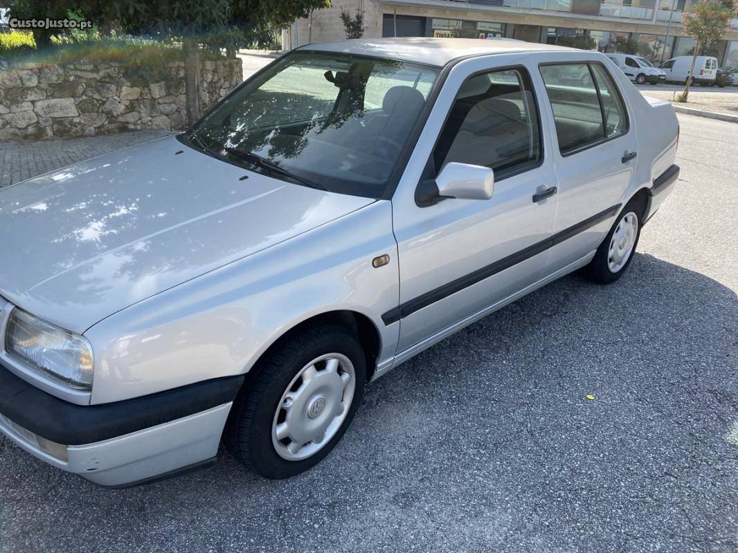 VW Vento CL Janeiro/97 - à venda - Ligeiros Passageiros,