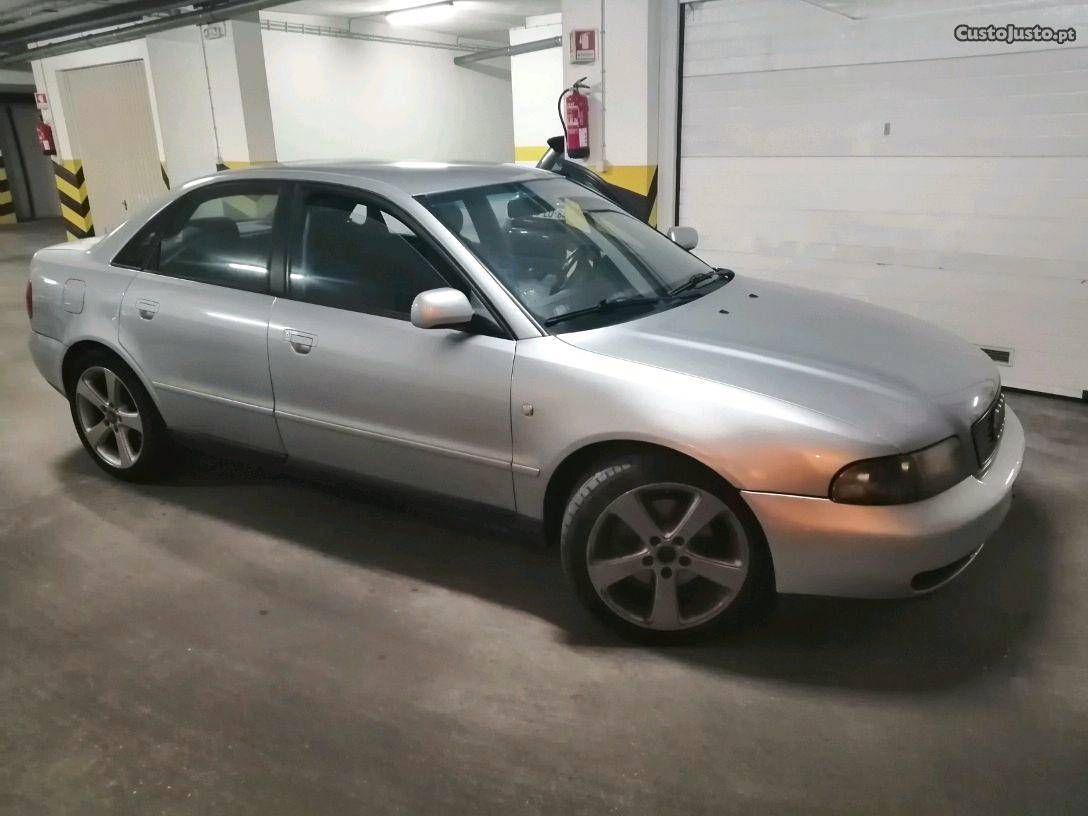 Audi A4 sport Novembro/97 - à venda - Ligeiros Passageiros,