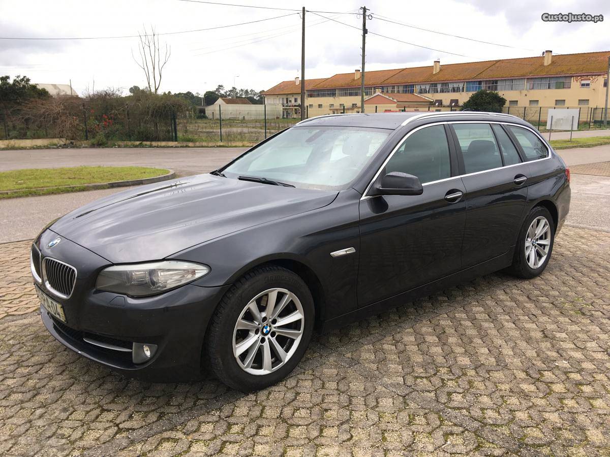 BMW 520 D Automática Março/11 - à venda - Ligeiros