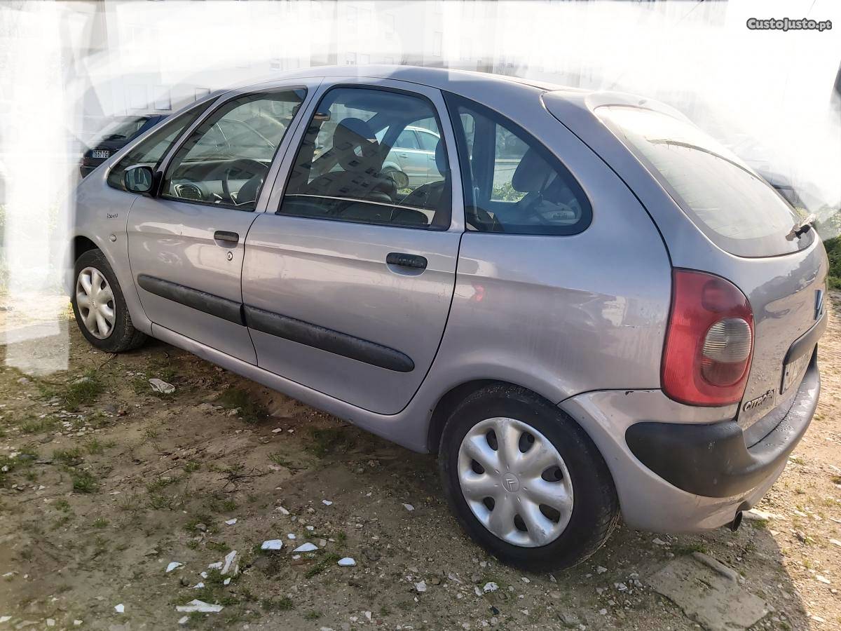 Citroën Xsara Picasso 2.0 Hdi Julho/00 - à venda -