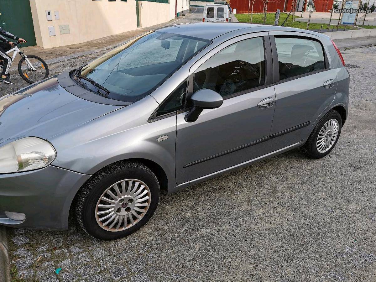 Fiat Grande Punto 1.2i FREE 80CV A/C IMPECÁVEL Março/07 -