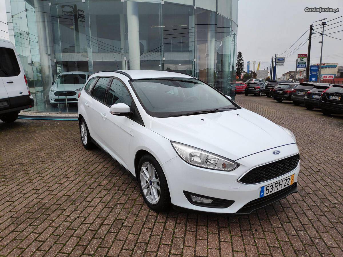 Ford Focus SW 1.5TDCI Trend + Maio/16 - à venda - Ligeiros