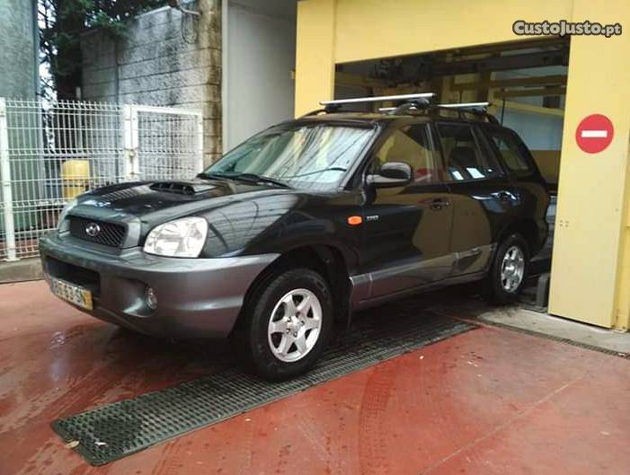 Hyundai Santa Fe 2.0 CRDI tração ás 2 Outubro/01 - à