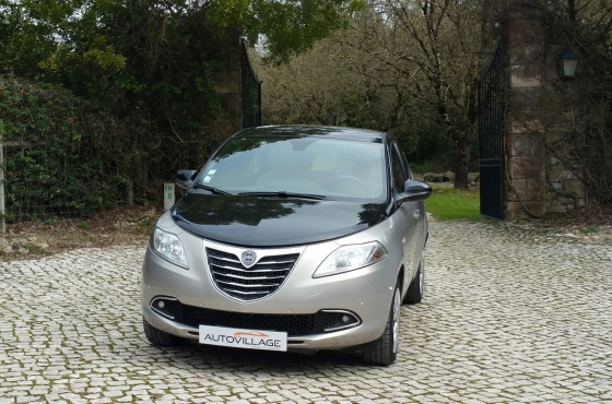 Lancia Ypsilon 0.9Twin Air Gold - Auto Village