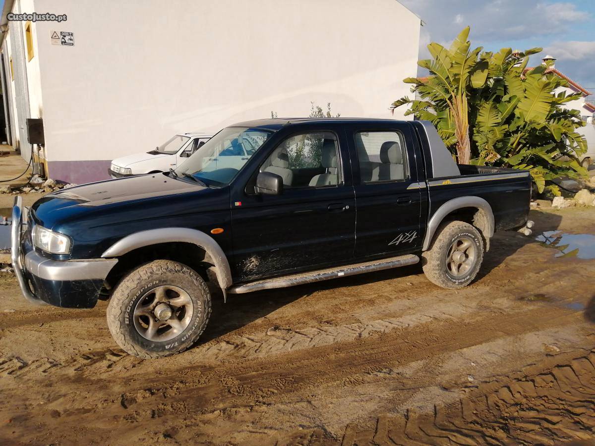 Mazda B Bx4 Janeiro/01 - à venda - Pick-up/