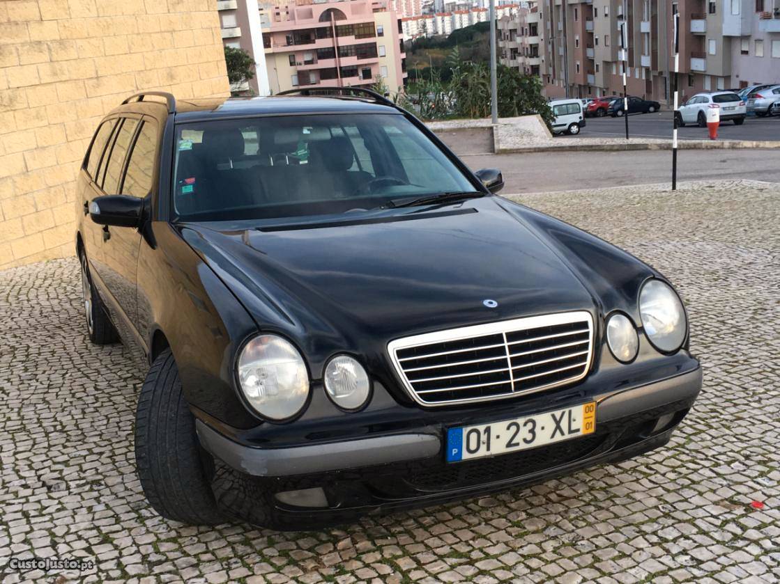 Mercedes-Benz E 320 Classic Janeiro/00 - à venda - Ligeiros