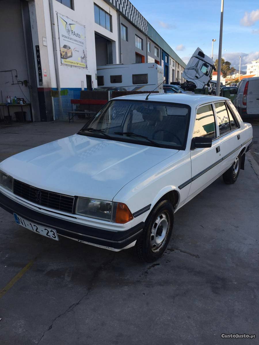 Peugeot 305 Outubro/83 - à venda - Ligeiros Passageiros,