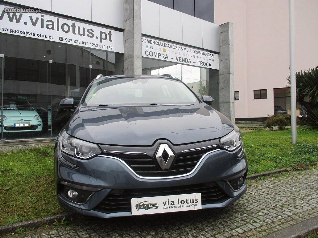 Renault Mégane 1.5 Dci Sport Tourer Abril/17 - à venda -
