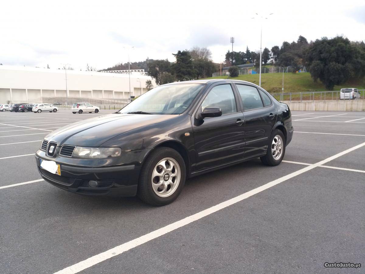 Seat Toledo motor 1.9 cv 110 Setembro/99 - à venda -