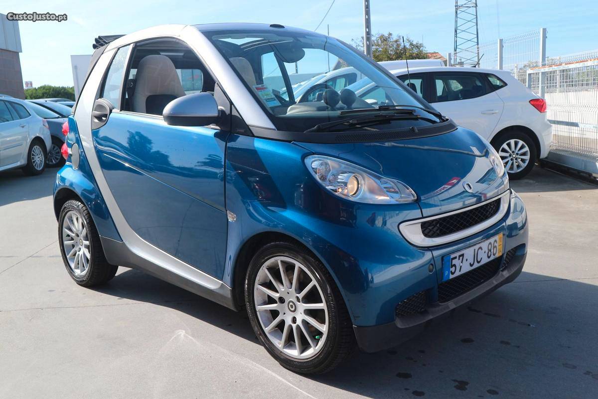 Smart ForTwo II CABRIO cv Abril/10 - à venda -